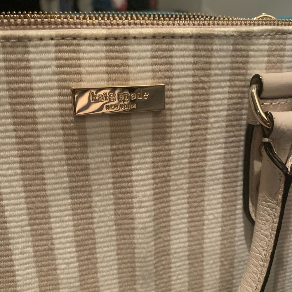 *KATE SPADE STRIPPED HANDBAG* - Picture 4 of 4